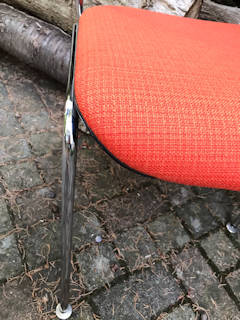 Deux chaises StollGiroflex, très confortables, robustes, tissu d’origine, parfaites pour bureau ou salle à manger, prix à l’unité.