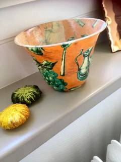 Cache-pot en fibre de verre, diamètre Max 22,5; diamètre mini 11,5; Hauteur 16 cm.