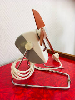 Ventilateur de table ou bureau Philips, modèle HZ 5100, pales plastique souple orange, orientable.