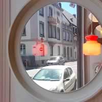 Plastique et bois années 70.
