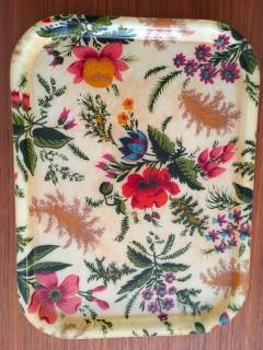 Plateau rectangulaire, à servir, en fibre de verre, déco fleurie, dim: L 36, l 27.
