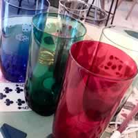 Lot de 6 verres colorés.